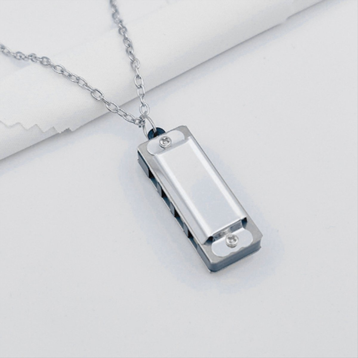 ABXY Mini Harmonica Necklace 4 - Musical Instrument Types recension och pris